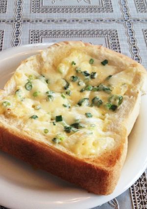 超簡単！朝食に！ネギマヨチーズトースト☆-レシピのメイン写真