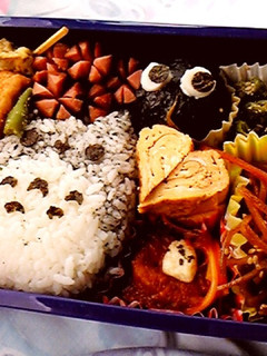 キャラ弁 トトロ&まっくろくろすけ-レシピのメイン写真