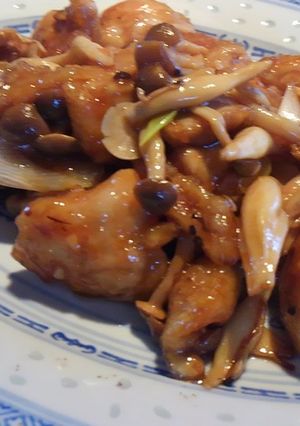 鶏肉としめじのニンニク醤油炒め-レシピのメイン写真