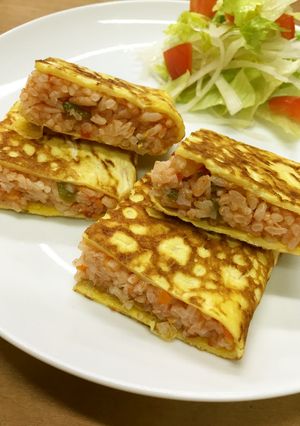 キスケ塩25で作るケチャップおにぎらず-レシピのメイン写真