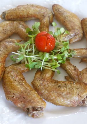 カリッと焼けた皮が香ばしい♪ずぼら手羽先-レシピのメイン写真
