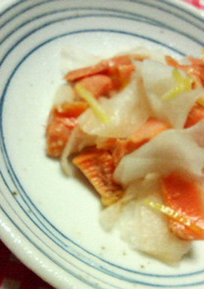 あっさりおかず☆甘塩鮭と大根のレモンがけ-レシピのメイン写真