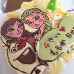 アナと雪の女王のバースデーケーキ-レシピのメイン写真
