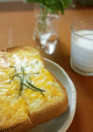 朝食にｗローズマリーのチーズトースト-レシピのメイン写真