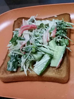かいわれ大根サラダパン-レシピのメイン写真