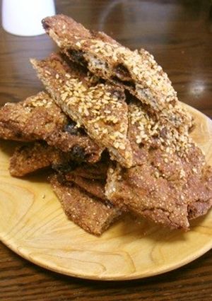 ビールに旨い、古代風玄米そばパン-レシピのメイン写真