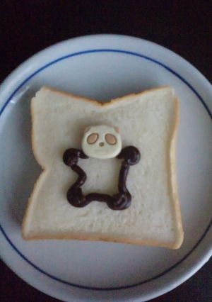 食パンでパンダ-レシピのメイン写真