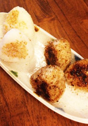 おかか焼きおにぎりとゴマたらこおにぎり-レシピのメイン写真