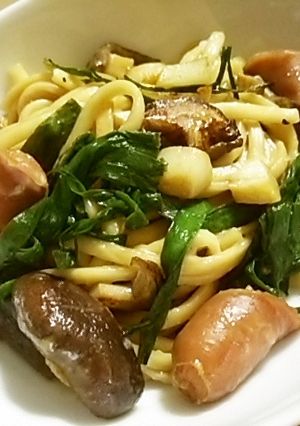 ハマる♡にんにく＋醤油＋マヨで焼きうどん-レシピのメイン写真
