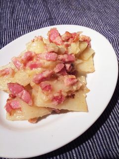 じゃがいもとベーコンのチーズ焼き-レシピのメイン写真