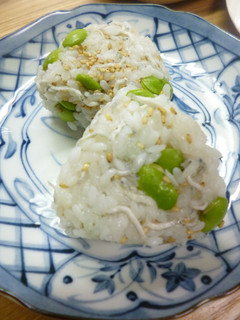枝豆ごはんのおにぎり(じゃこ&白ごま)-レシピのメイン写真