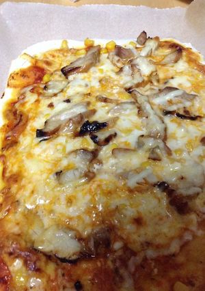 クッキングトマトソースでテリチキピザ-レシピのメイン写真