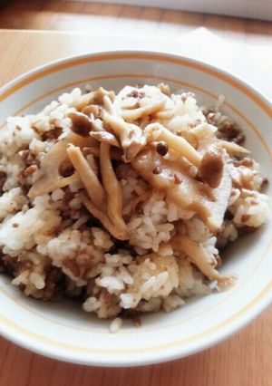 思わずにんまり♪韓国風混ぜご飯-レシピのメイン写真