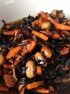水煮缶詰で手軽にひじき煮-レシピのメイン写真
