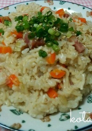 インスタントラーメンで!?中華風炊込ご飯-レシピのメイン写真