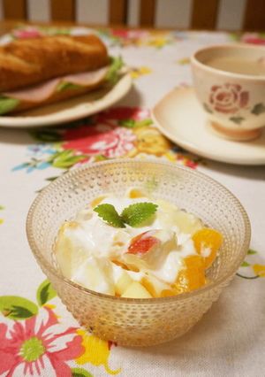 朝食に☆みかんと林檎のヨーグルト蜂蜜-レシピのメイン写真