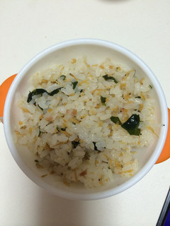 梅とパリパリじゃこのわかめご飯-レシピのメイン写真