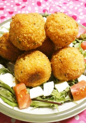 トロッとチーズのトマトライスコロッケ-レシピのメイン写真