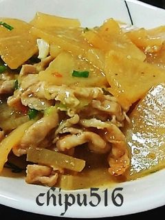 超簡単子供が喜ぶ豚バラ肉と大根の中華炒め-レシピのメイン写真