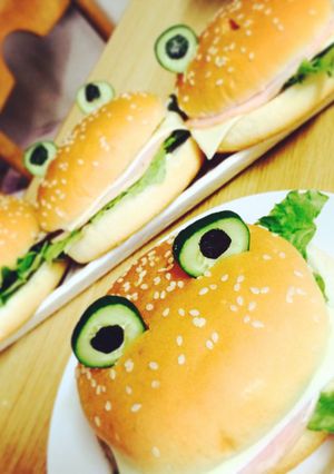 カエルのパン-レシピのメイン写真