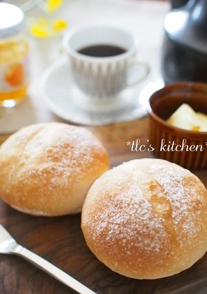 リスドォルで＊シンプルなプチパン-レシピのメイン写真