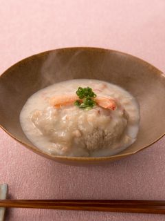 大きな鶏団子のみるくかにあんかけ-レシピのメイン写真