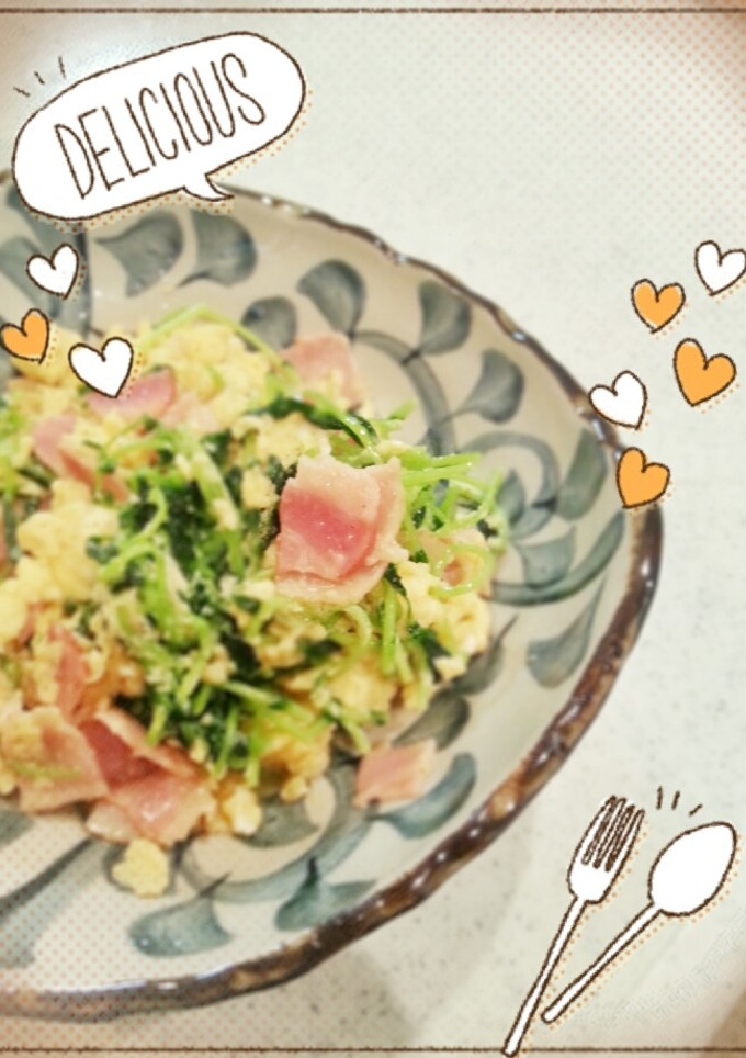 豆苗とベーコンの卵炒め-レシピのメイン写真