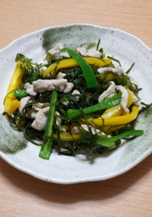 切り昆布と豚肉の炒め物-レシピのメイン写真