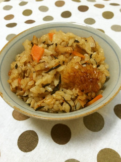 貝ひも・芽ひじきの炊き込みご飯-レシピのメイン写真