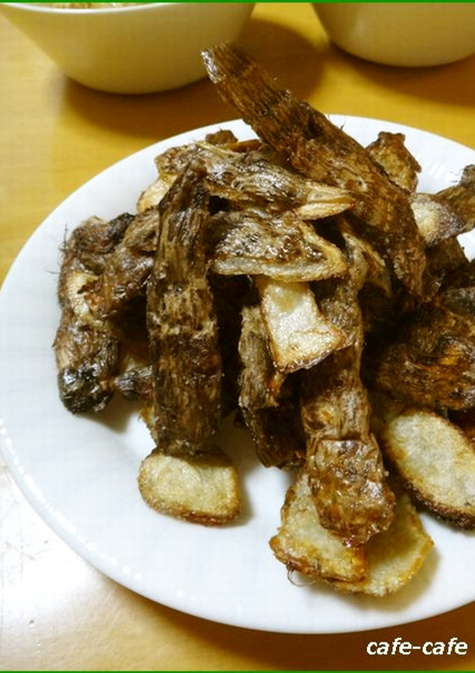 里芋の皮だけで素揚げ-レシピのメイン写真