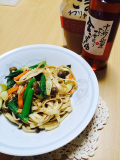 小松菜とねぎの胡麻味噌焼きうどん-レシピのメイン写真