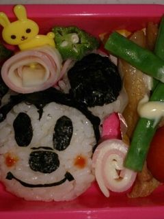 ミッキーお弁当 ミッキーマウス キャラ弁-レシピのメイン写真