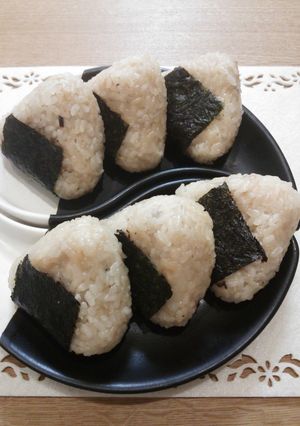 簡単に出来る☆おにぎりせんべいおにぎり-レシピのメイン写真