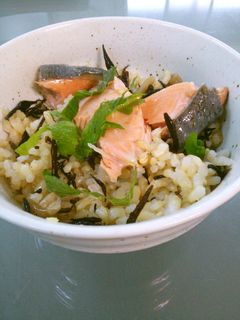 簡単作り置き✩鮭とひじきの混ぜご飯-レシピのメイン写真
