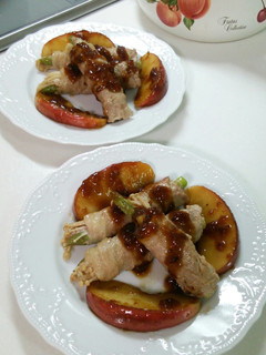 焼きリンゴと肉巻き-レシピのメイン写真