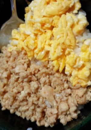シンプルだけど甘辛が美味い♡そぼろご飯★-レシピのメイン写真