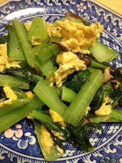 小松菜と舞茸と玉子の炒め物-レシピのメイン写真