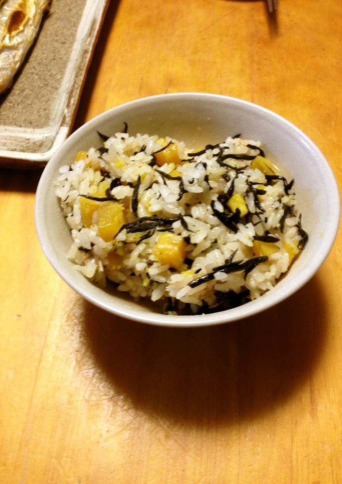 さつまいもとひじきの炊き込みご飯♪-レシピのメイン写真