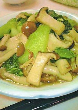 チンゲン菜とたっぷりきのこの炒め物-レシピのメイン写真