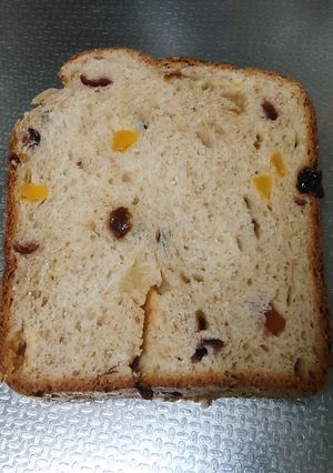 全粒粉・ライ麦レーズン食パン HB-レシピのメイン写真