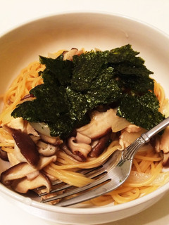 椎茸と鶏肉のズボラ和風パスタ-レシピのメイン写真
