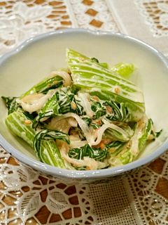 青梗菜とカニカマの胡麻マヨ和え-レシピのメイン写真