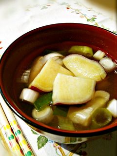 我が家の味噌汁♡さつまいもと長葱-レシピのメイン写真