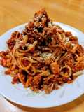 冷凍ハンバーグできのこトマトパスタ