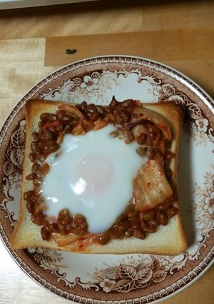 簡単絶品!朝食に納豆キムチ卵トースト-レシピのメイン写真