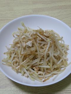 鶏挽き肉ともやしのバター炒め-レシピのメイン写真