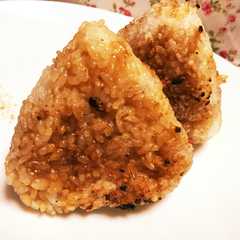 รูปของ 焼きおにぎり