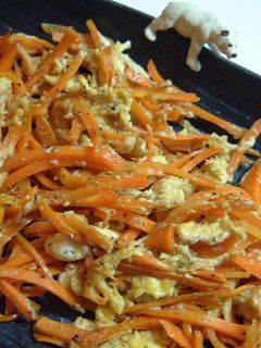 シンプルでおいしい にんじん卵炒め-レシピのメイン写真
