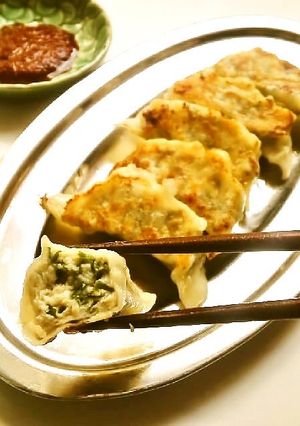 ☺簡単♪鶏肉とセロリのさっぱり餃子☺-レシピのメイン写真