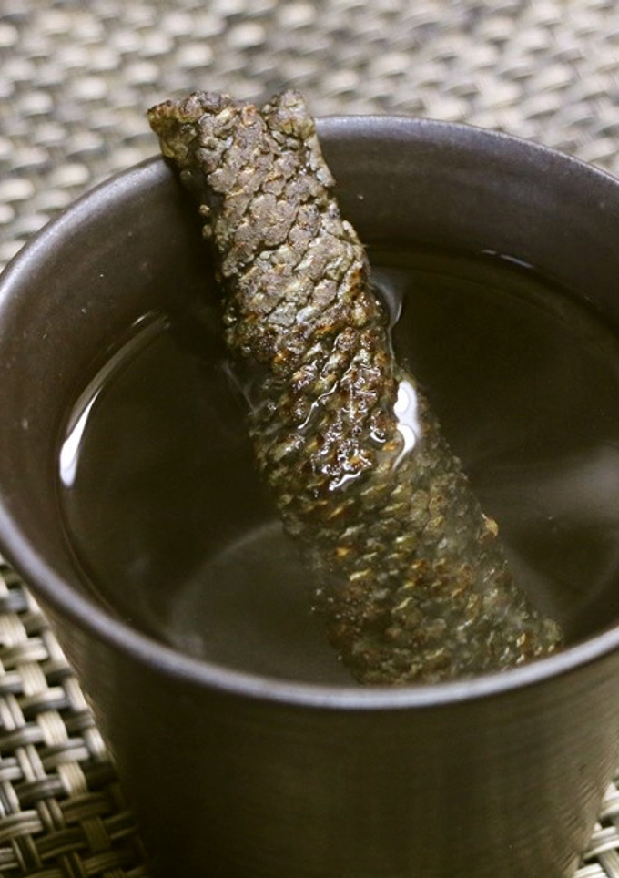 鮭の皮でヒレ酒風♪（皮酒）-レシピのメイン写真